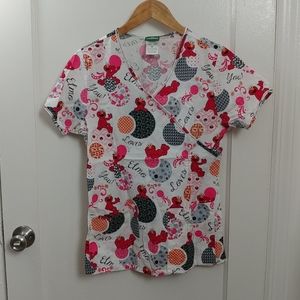 Elmo scrub top